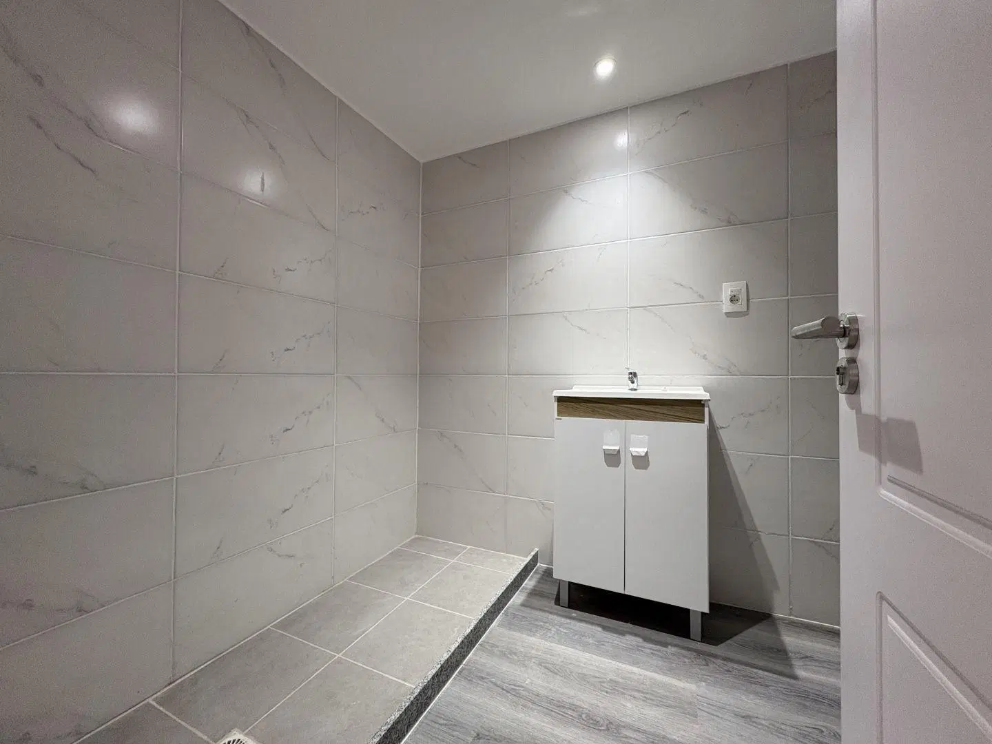 Alquiler apartamento 1 dormitorio con cochera y patio Tres Cruces 5