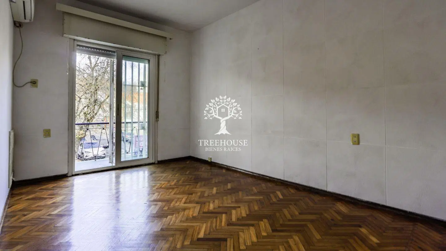 Venta de Apartamento 2 Dormitorios en Parque Rodó, Montevideo 3