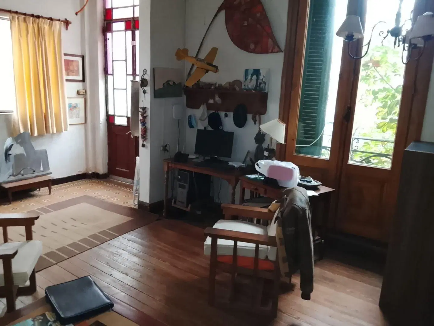 TreeHouse Bienes Raices Vende Casa o Gran Terreno para Desarrollo en Punta Carre 4