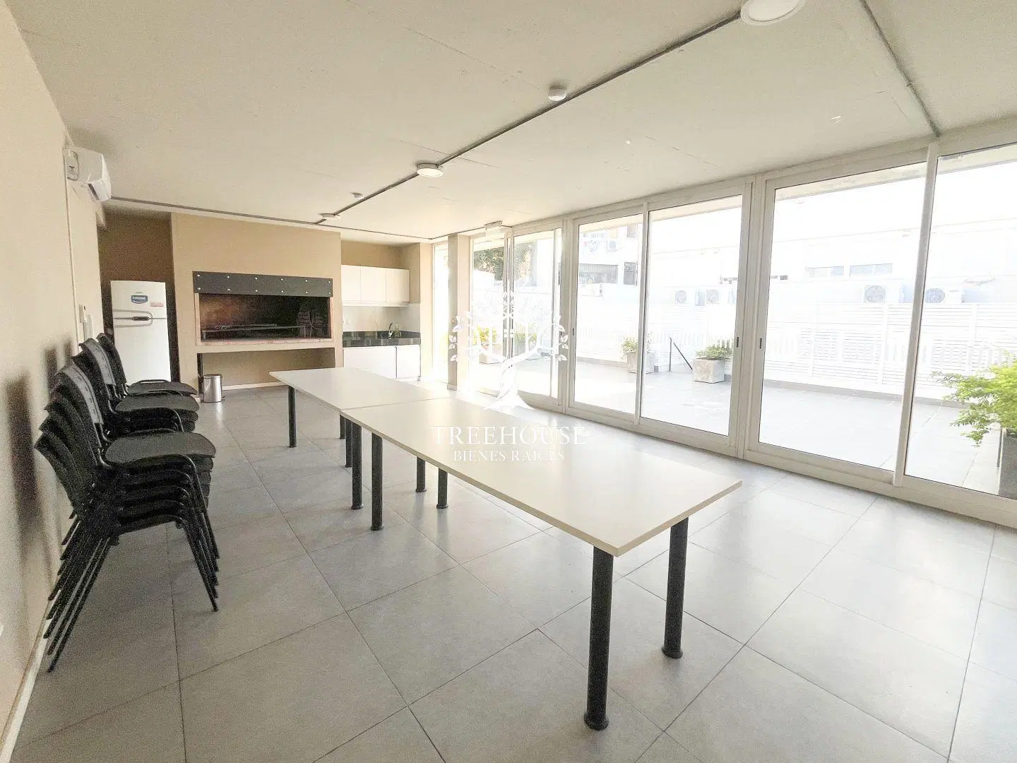 Alquiler de Apartamento de 1 Dormitorio con Garaje en Parque Rodó, Montevideo. 5