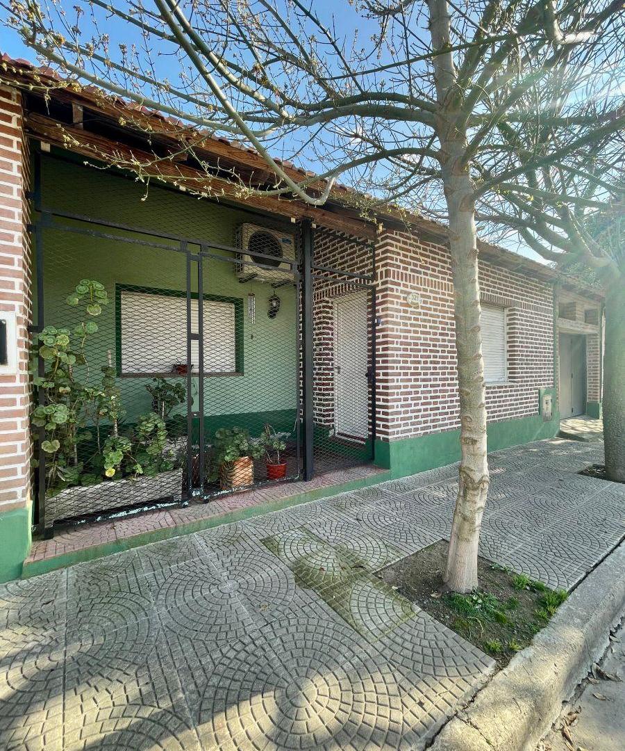 Foto de Casa de 100 m² con 3 dormitorios en venta en Villa Italia, imagen 1