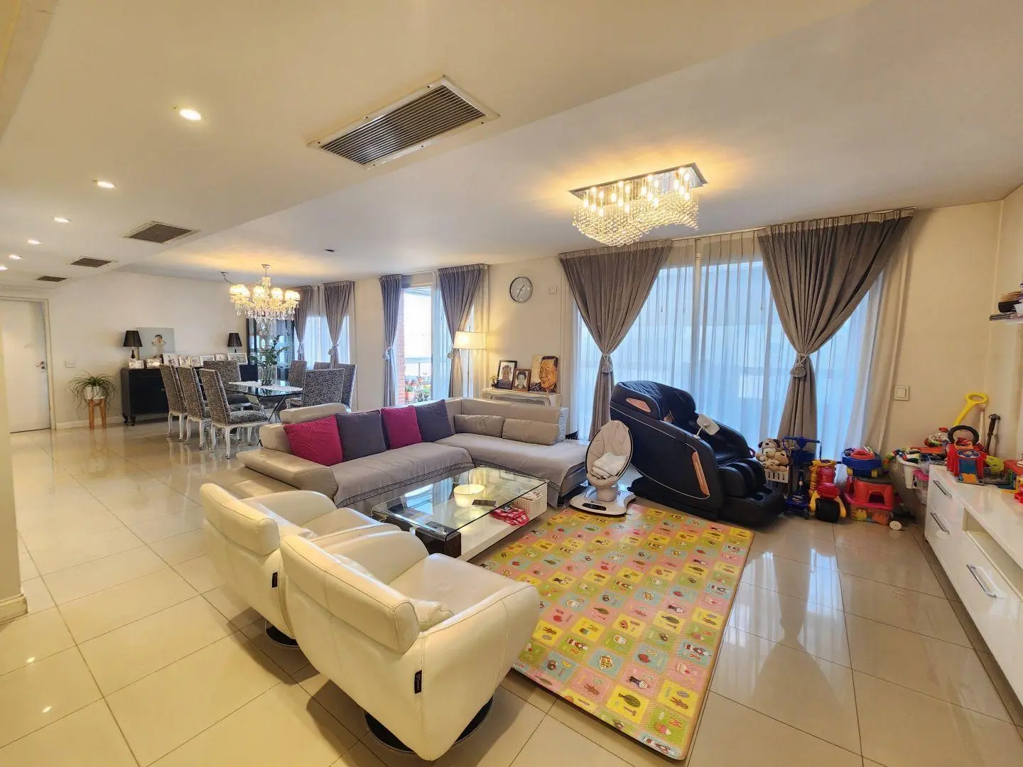 Venta departamento 6 ambientes en Flores 3