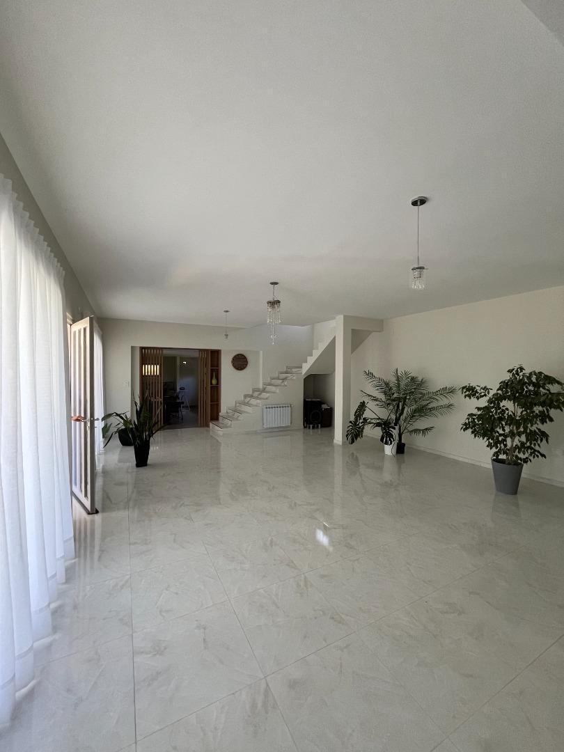 Foto de CASA EN VENTA BARRIO LA FALDA CIPOLLETTI, RIO NEGRO, imagen 2