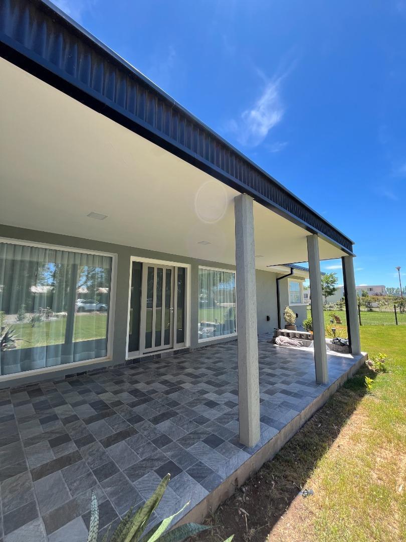 Foto de CASA EN VENTA BARRIO LA FALDA CIPOLLETTI, RIO NEGRO, imagen 1