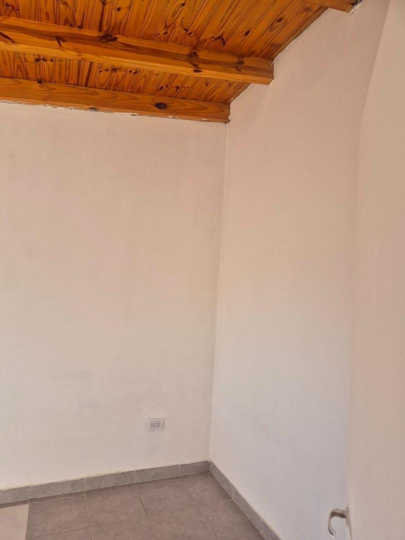 Foto de VENTA DÚPLEX CINCO SALTOS, RIO NEGRO, imagen 5