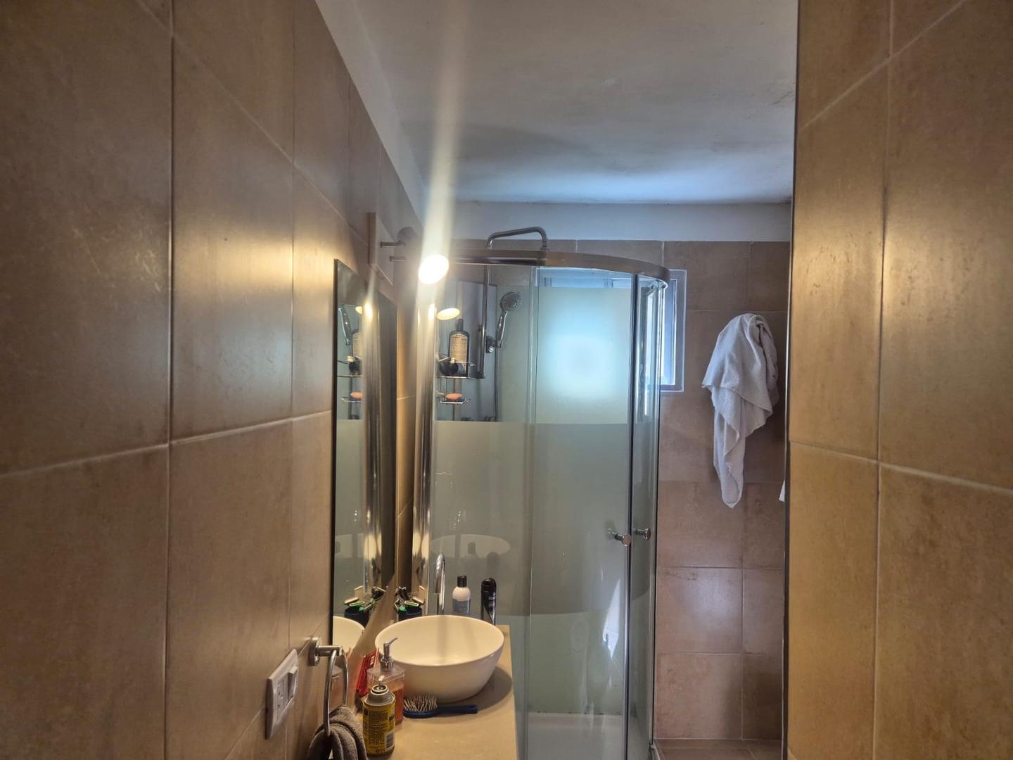 Foto de VENTA DEPARTAMENTO 2 DORMITORIOS, CAPITA FEDERAL, imagen 5