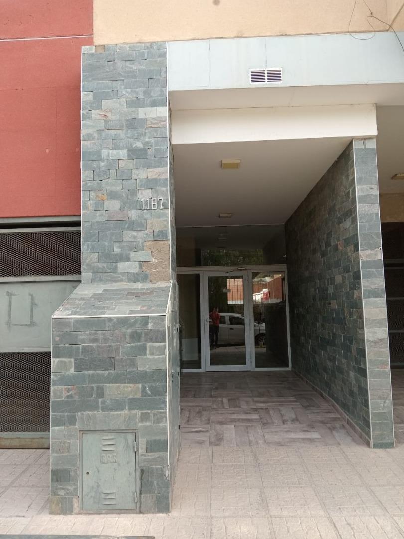 Foto de VENTA DEPARTAMENTO 1 DORM, CON COCHERA, imagen 3