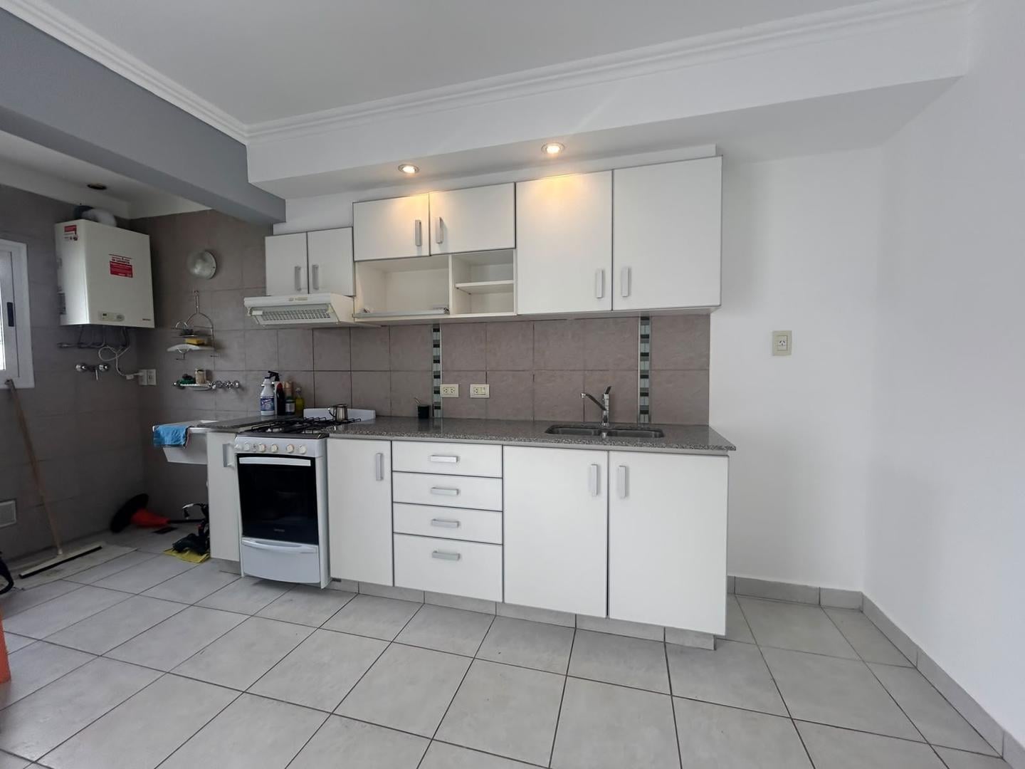 Foto de VENTA DÚPLEX DOS DORM, BARRIO RINCONLINDO I, CIPOLLETTI, RN, imagen 4