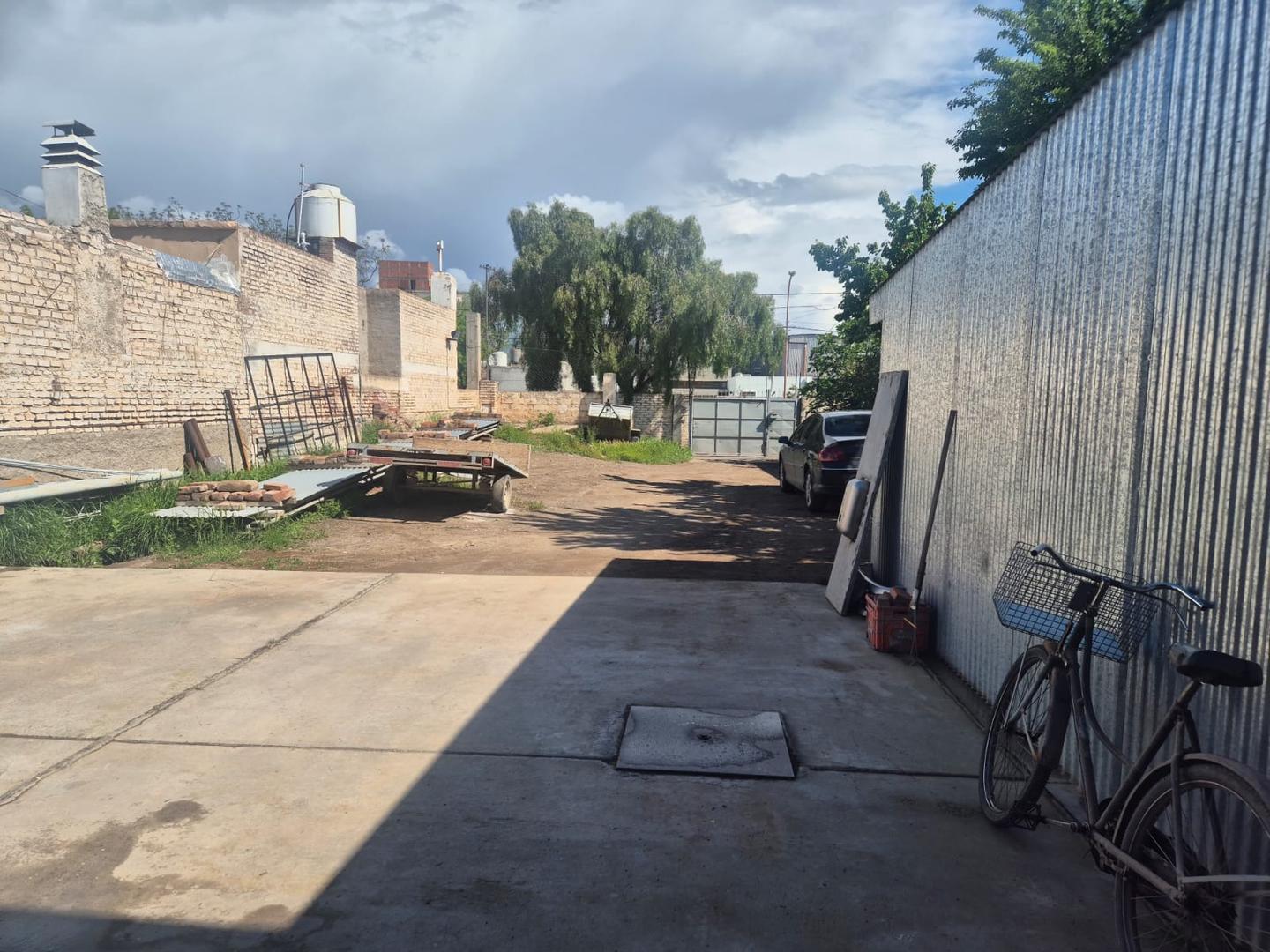 Foto de VENTA LOTE – EXCELENTE UBICACIÓN PARA DESARROLLO CIPOLLETTI, imagen 1
