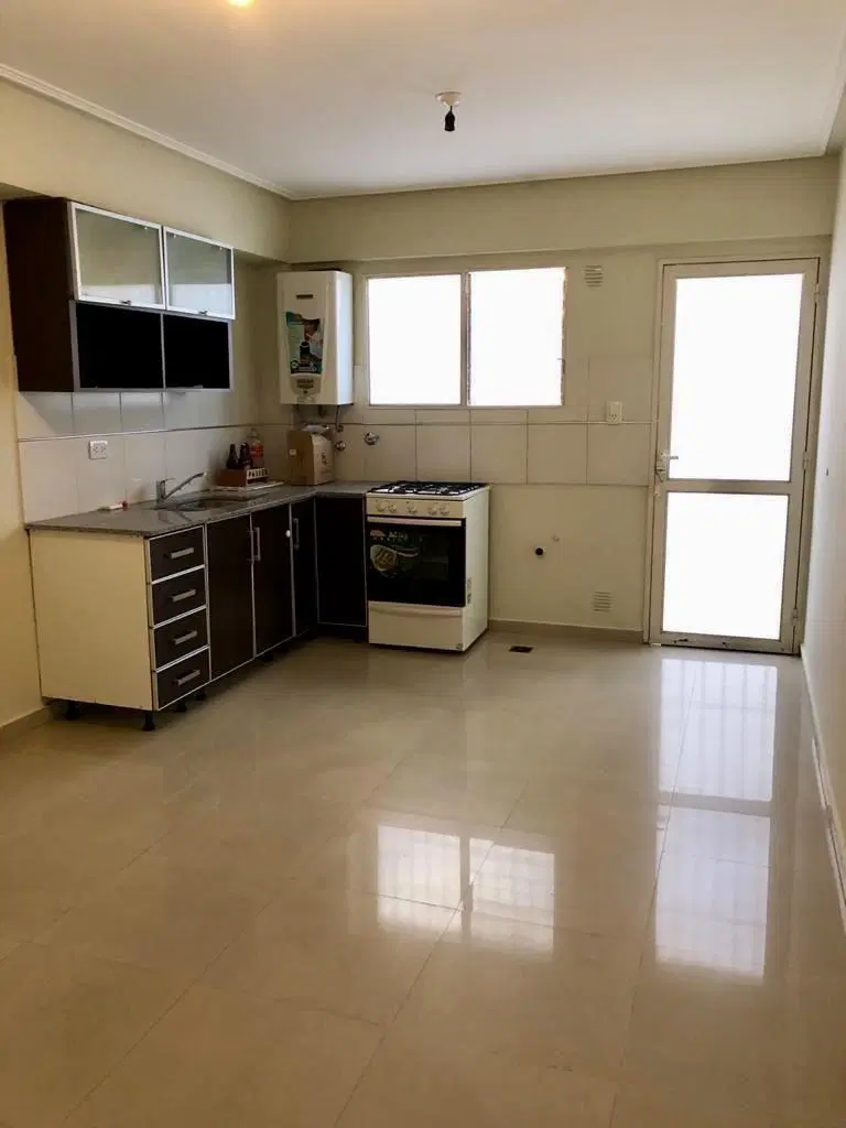Departamento en Barrio Sur 4