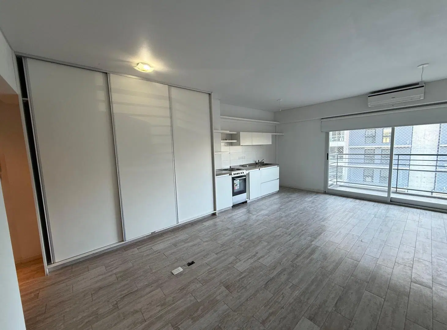 Departamento en alquiler monoambiente con cochera 5