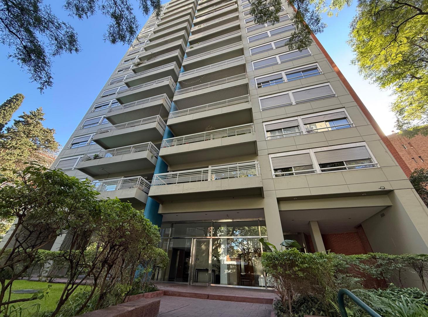 Foto de Departamento en alquiler 4 ambientes con cochera - Amenities y seguridad, imagen 4