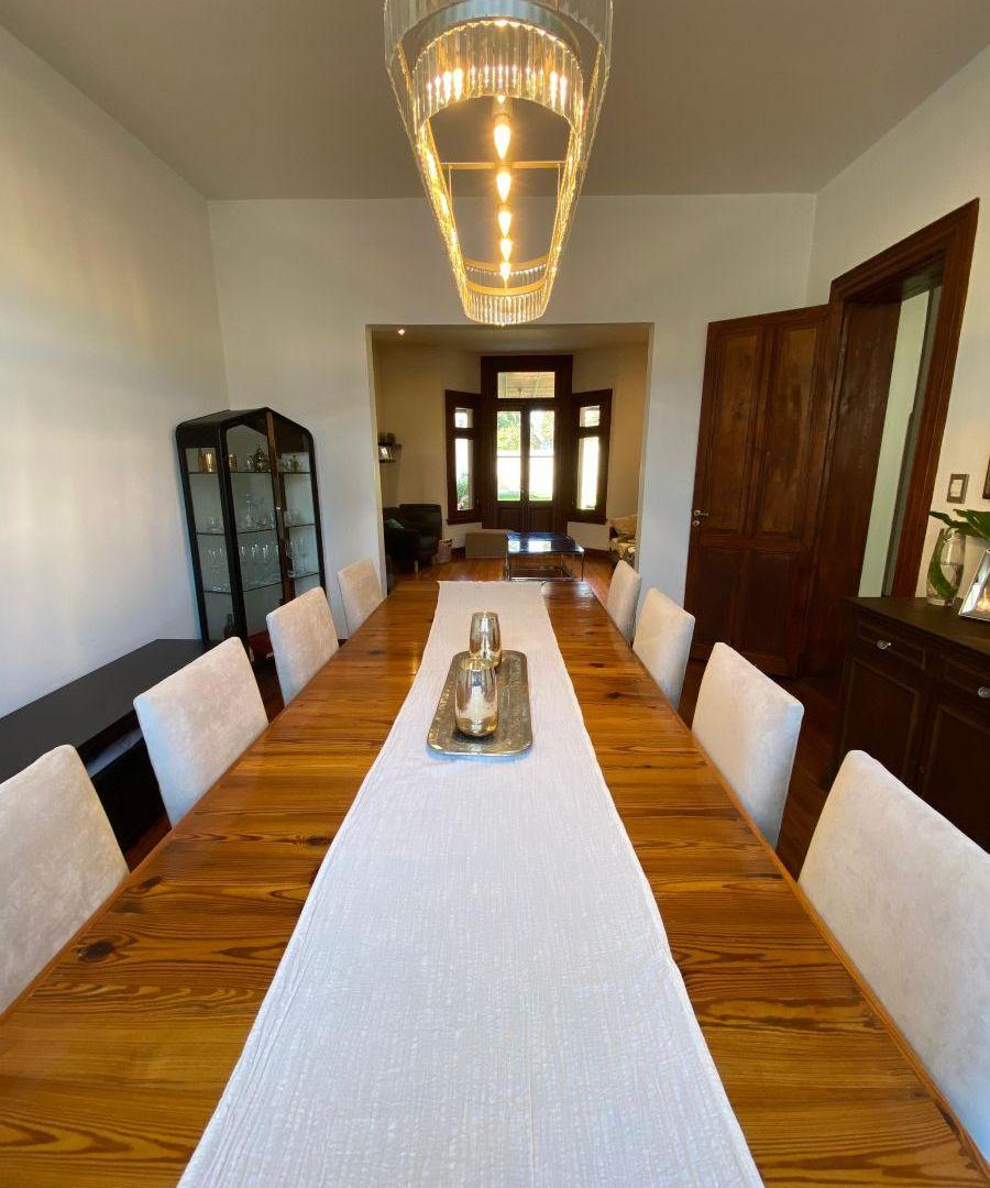 Foto de Casa en venta 4 dormitorios - 530m lote con Dependencia - Estilo ingles, imagen 4