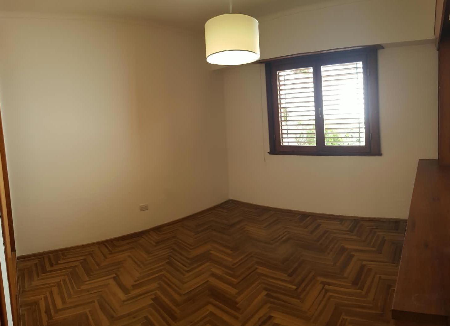 Foto de ALQUILER 24 MESES CHALET 3 AMBIENTES CON GARAGE Bº SAN CARLOS, imagen 5