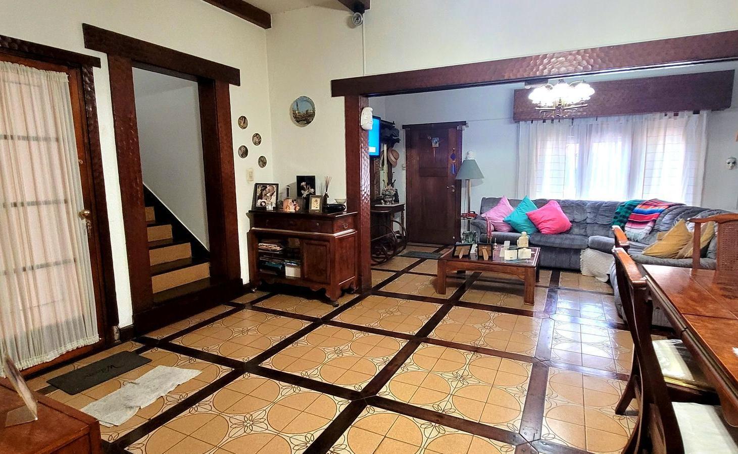 Foto de VENTA CHALET 4 AMBIENTES BARRIO POMPEYA, imagen 2