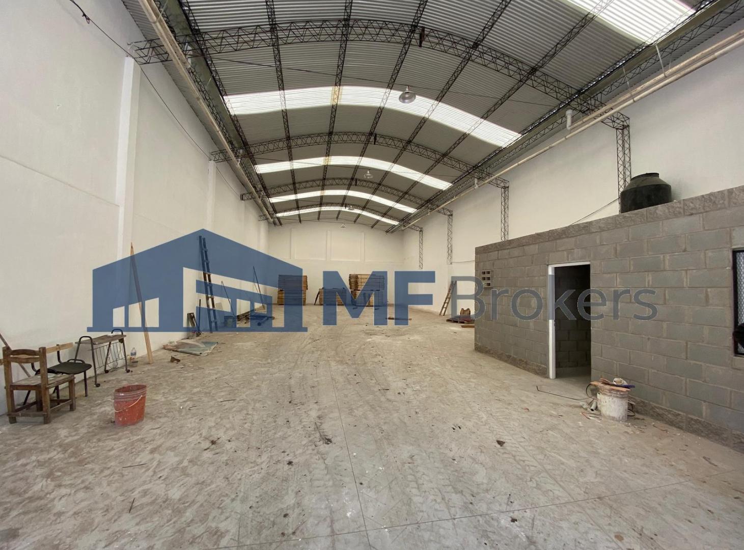 Foto de Precio Dolar oficial - Excelente galpón a metros del Ramal Tigre y 197, imagen 2