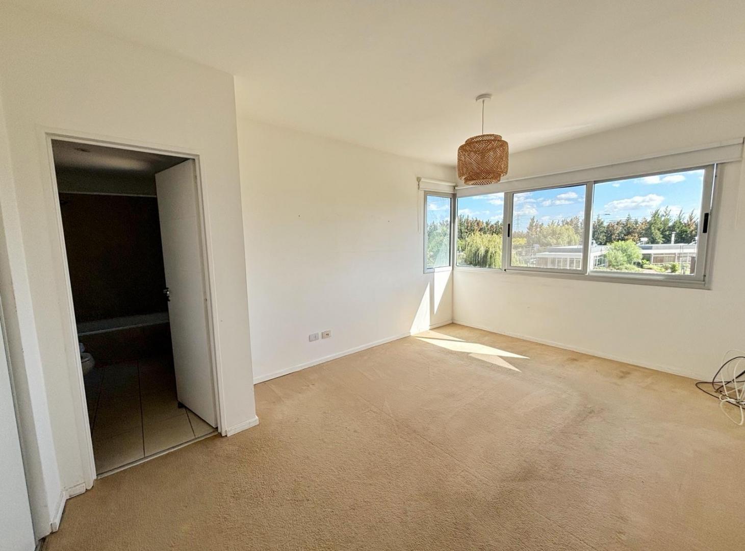 Foto de Muy lindo departamento con espectacular vista-Enyoi Nordelta, imagen 1