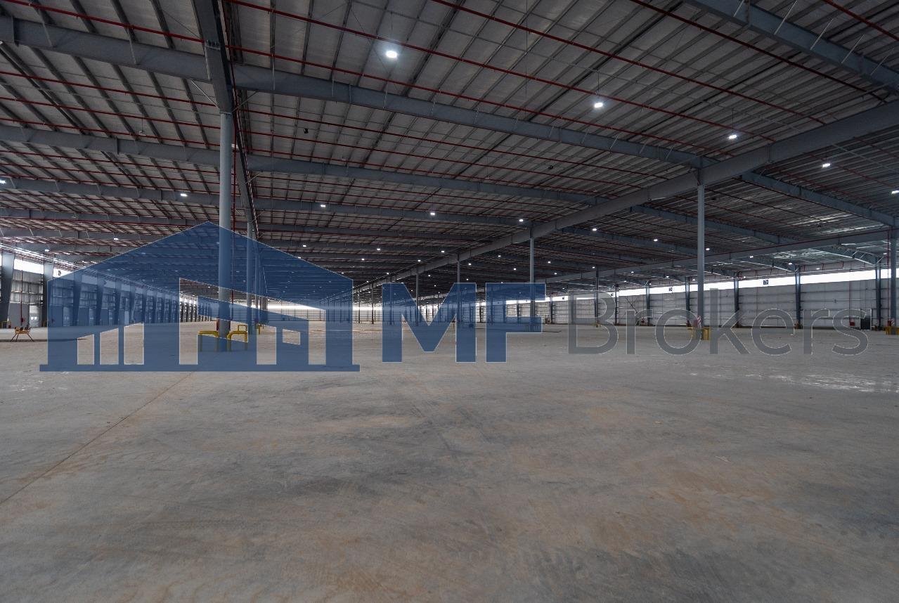 Nave logistica AAA en alquiler