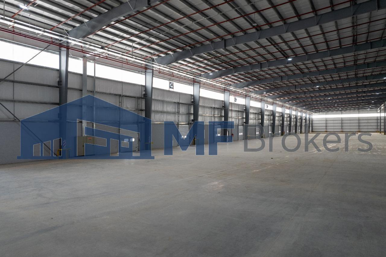 Nave logistica AAA en alquiler