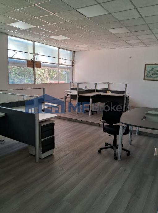 Foto de Excelente nave con sprinklers en predio cerrado seguridad 24 hs, imagen 4