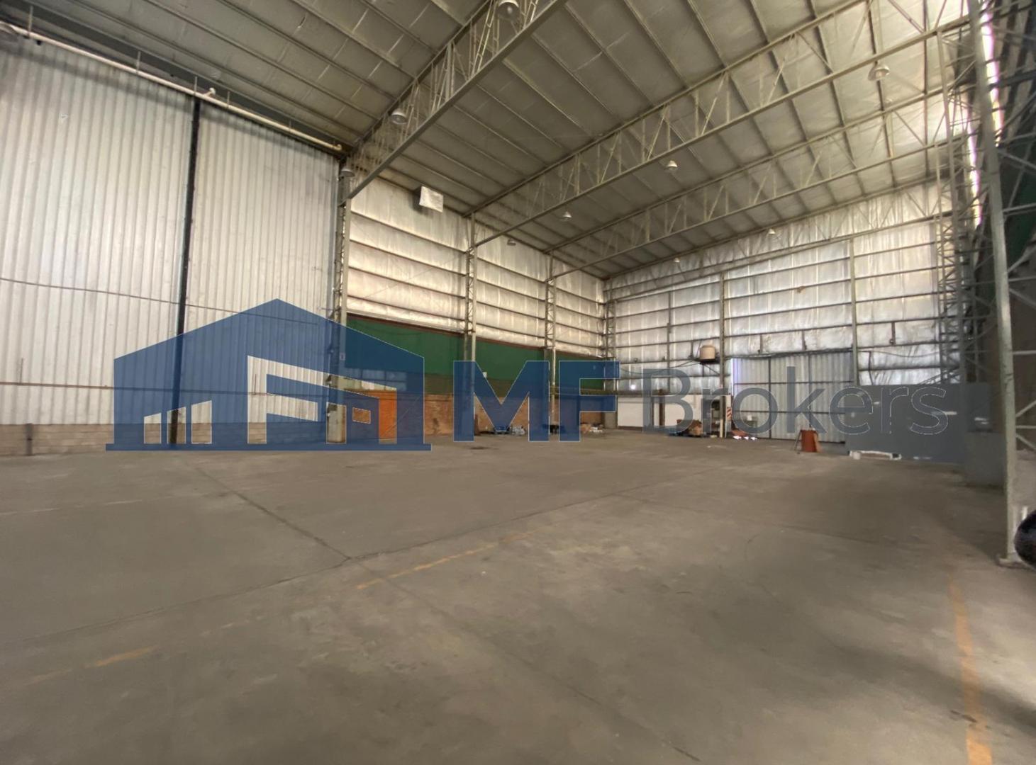 Foto de Galpón de 800 m2 cubiertos en predio industrial de Garín a mts de, imagen 5