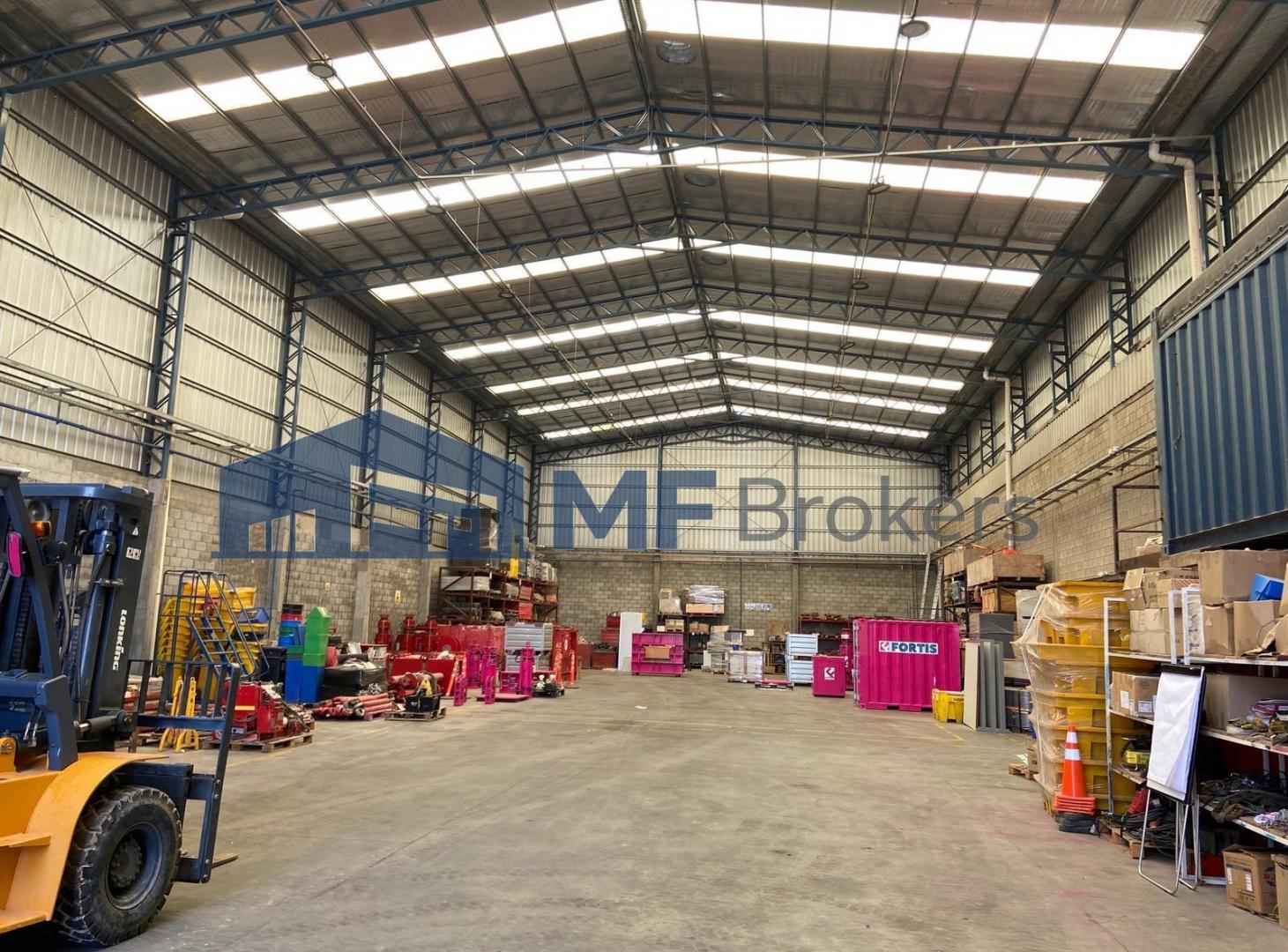 Foto de Alquiler deposito 900 m2 planta libre Garin, imagen 1