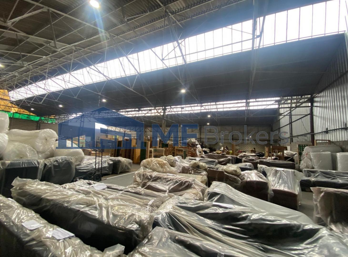 Foto de Galpón en zona industrial Villa Martelli en predio cerrado, imagen 3