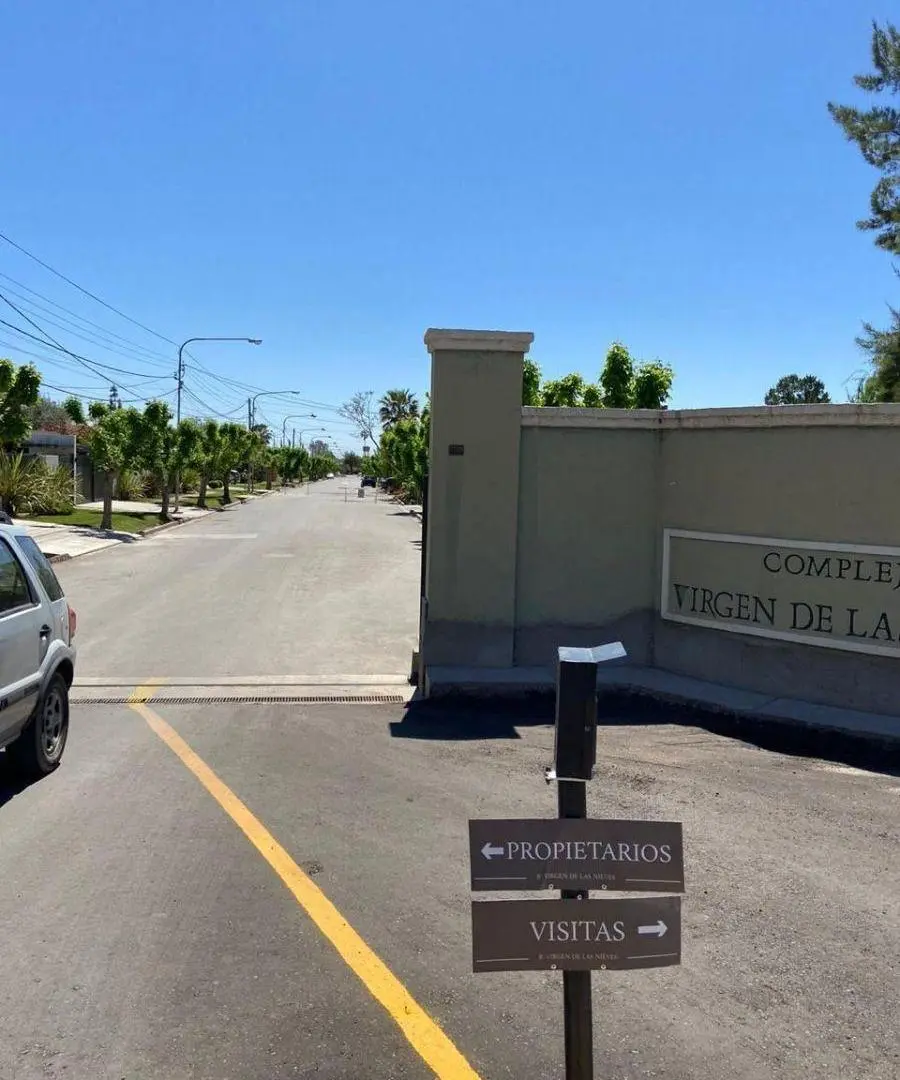 Vendo Lote en Barrio Privado Virgen de las Nieves 2