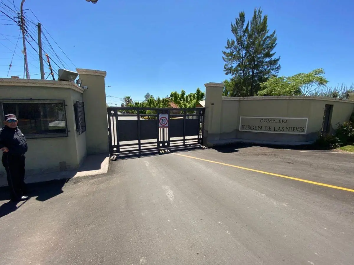 Vendo Lote en Barrio Privado Virgen de las Nieves 1