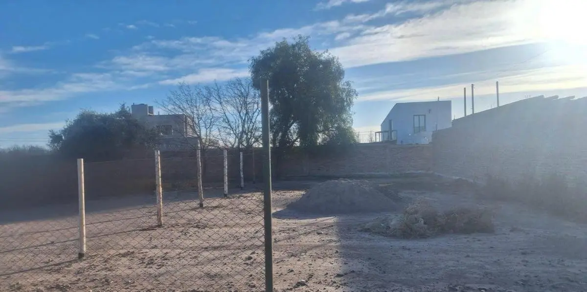 Vendo Lote en Barrio Rincones de Laprida, Maipú 2