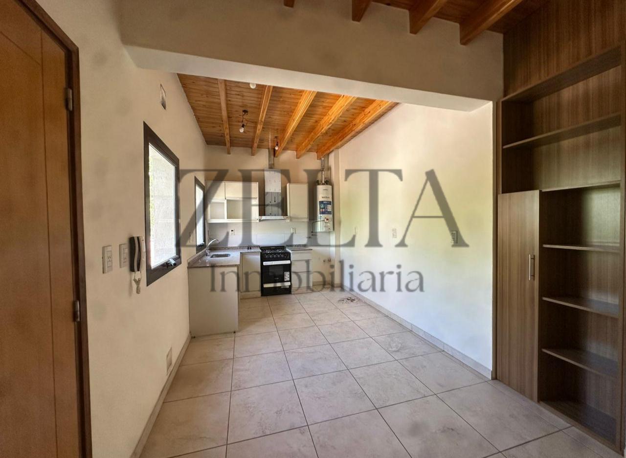 Foto de Vendo Complejo de 3 Departamentos en Ciudad, imagen 2