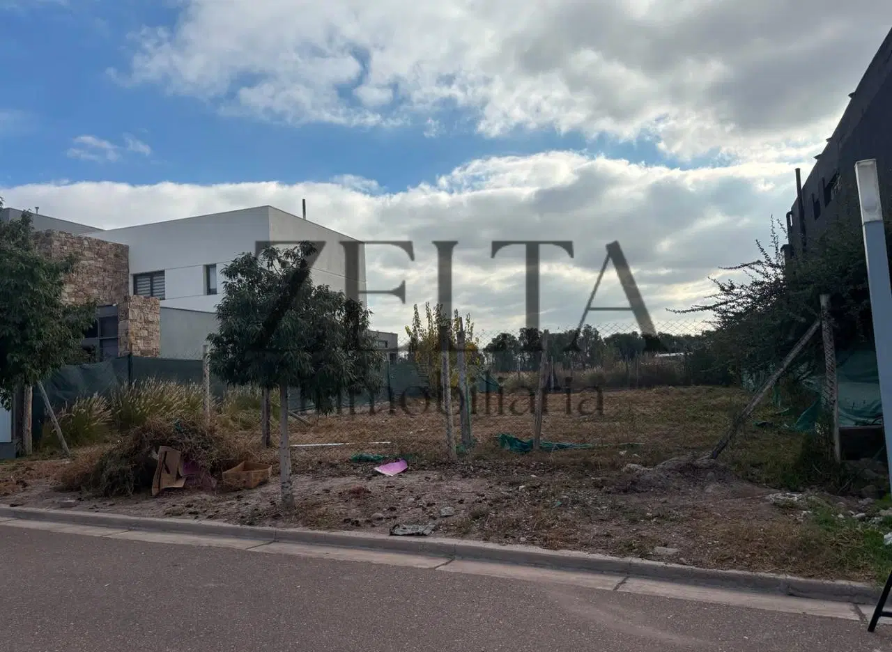 Vendo Lote en Barrio Las Cortaderas I, Guaymallén 4