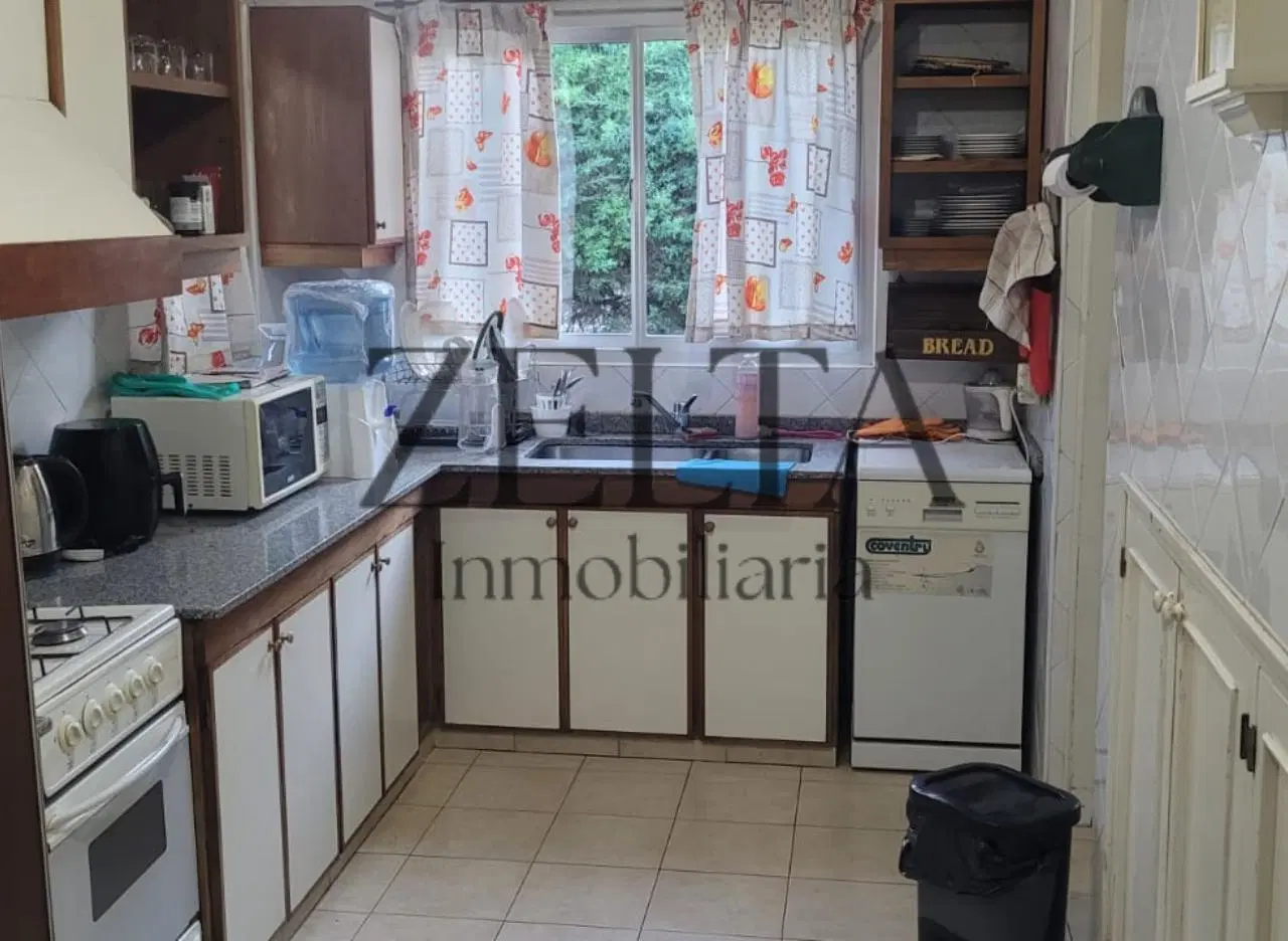 Vendo Casa en Barrio las Candelas I, en Chacras de Coria 4