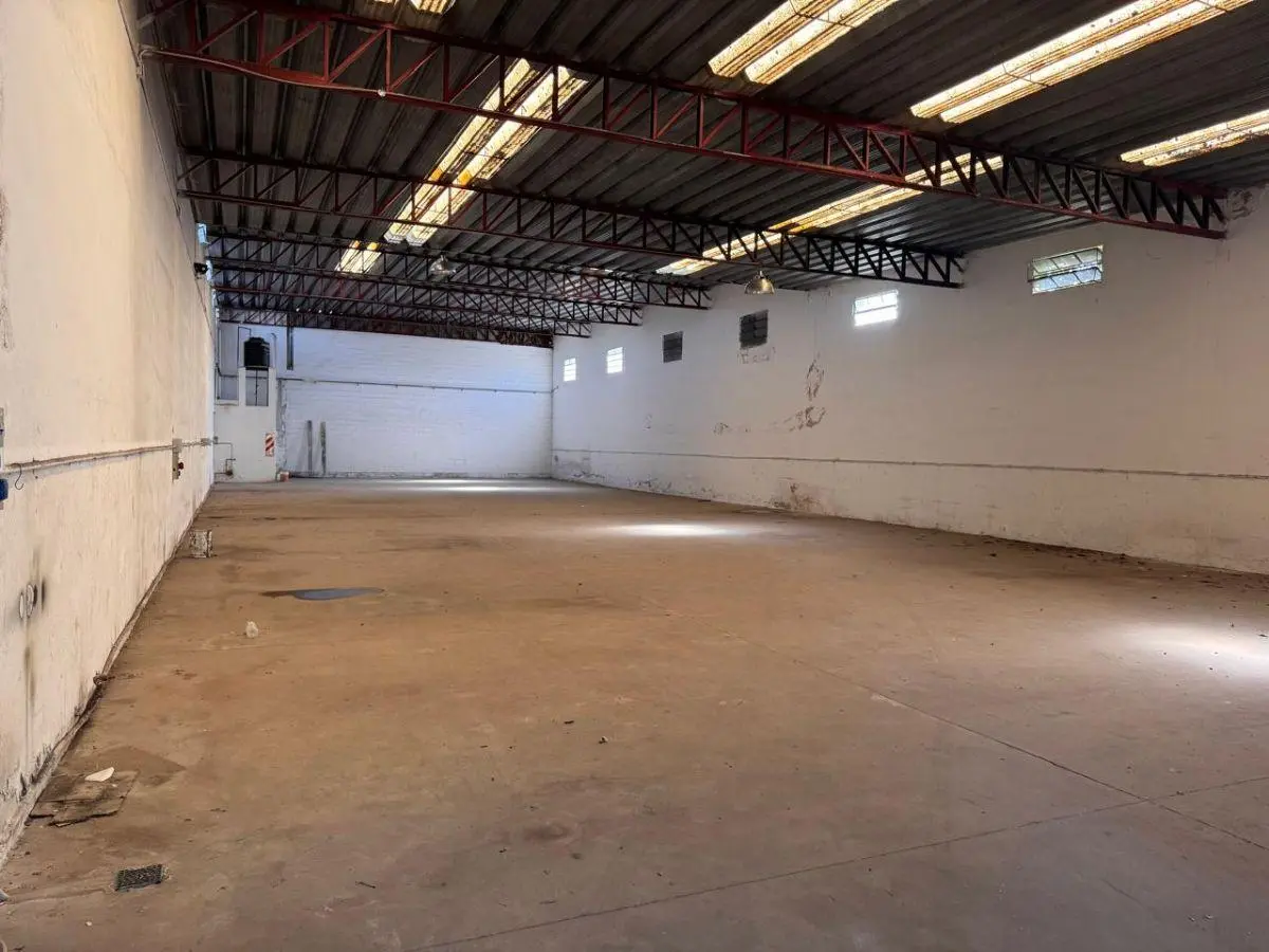 Glapón en alquiler de 600 m2 4