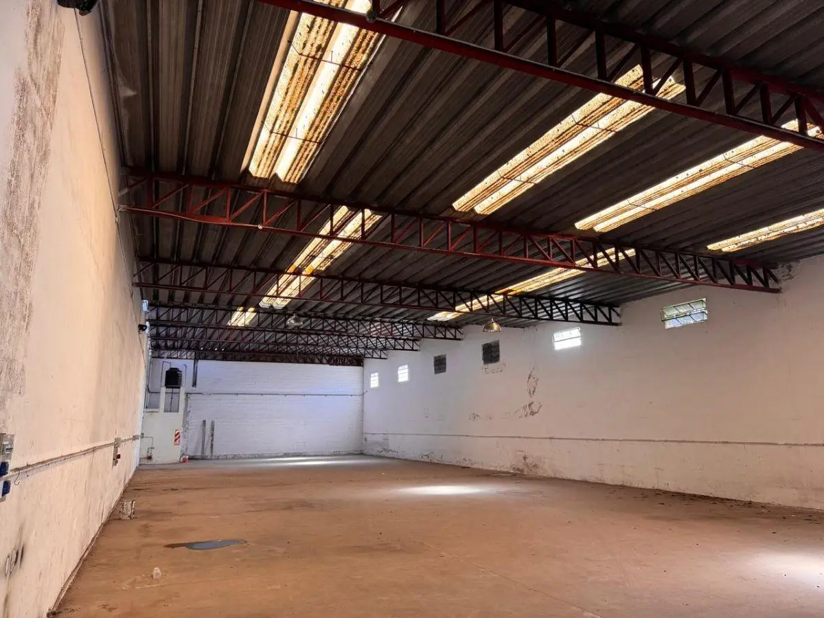 Glapón en alquiler de 600 m2 5