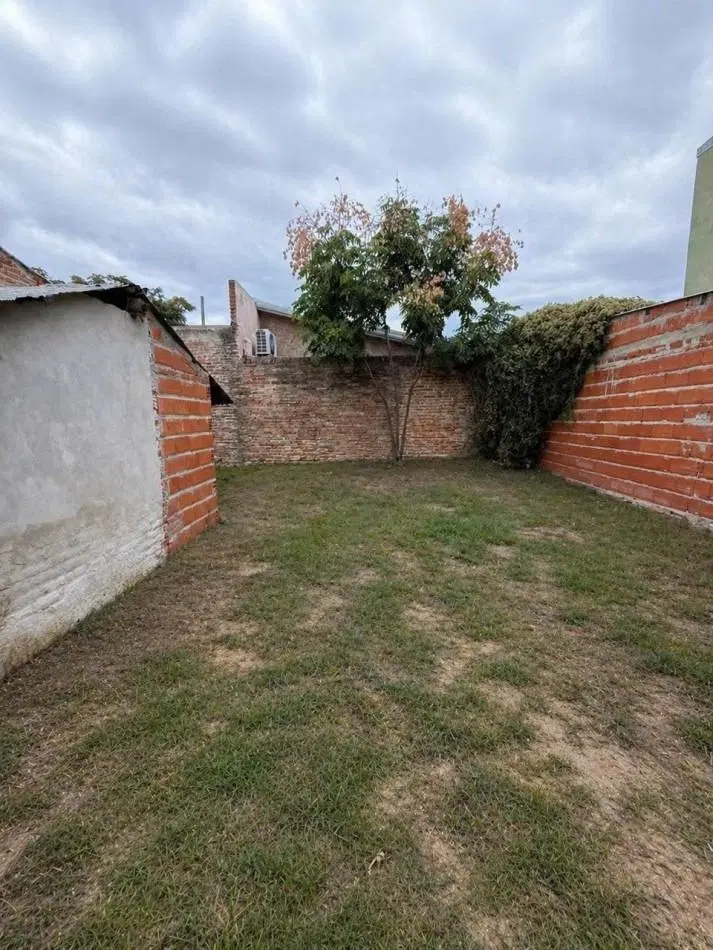 Casa a demoler — Calle Francia 4651 2