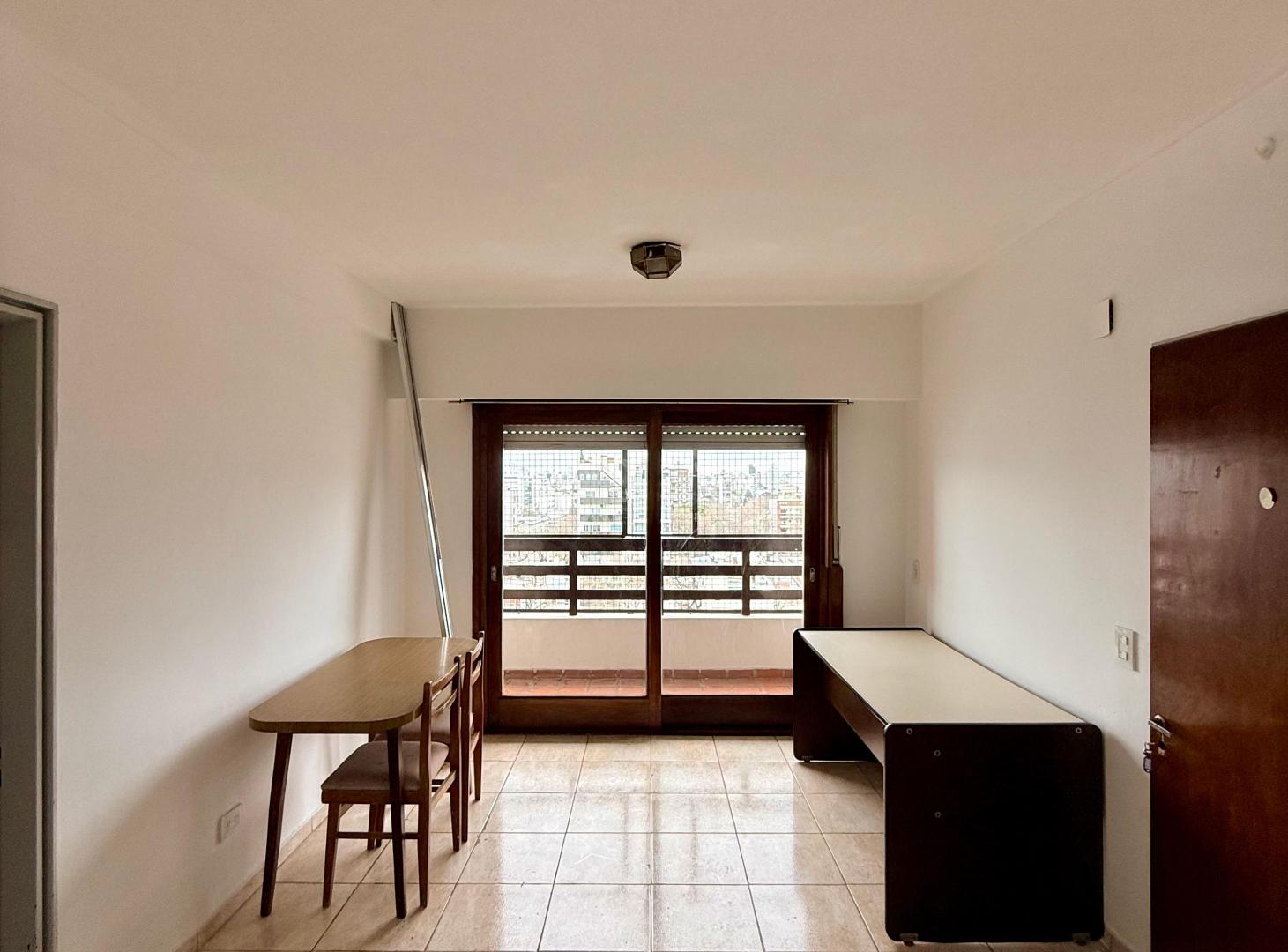 Foto de Departamento de 60 m² con 2 dormitorios en alquiler en La Plata, imagen 1