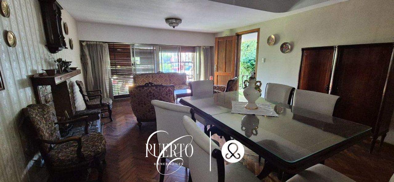Venta casa 4 ambientes  de 185 m² con jardín y terraza