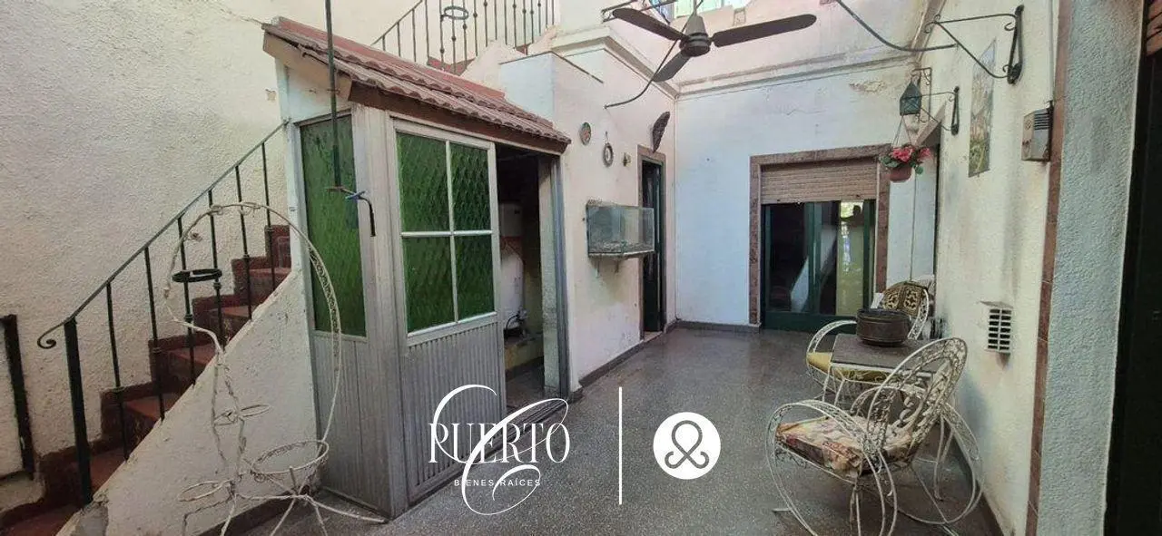 Venta casa 4 ambientes  de 185 m² con jardín y terraza 4