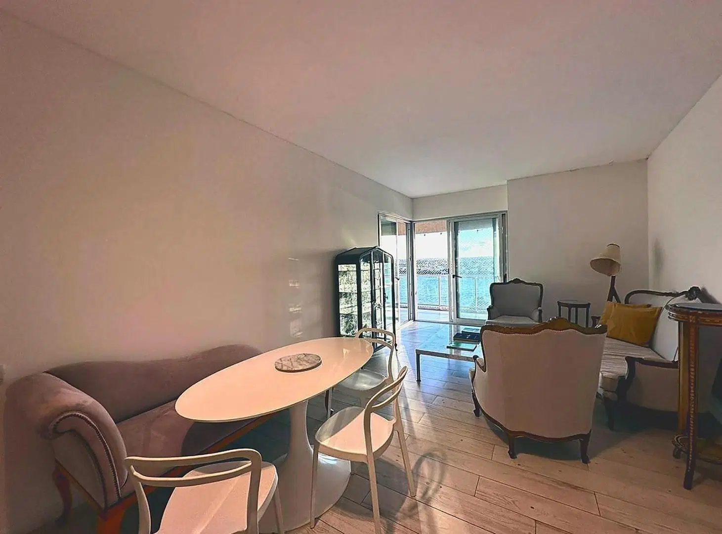 Alquiler departamento amoblado 3 ambientes 115 m2 cochera y parrilla en Yoo Nordelta 4
