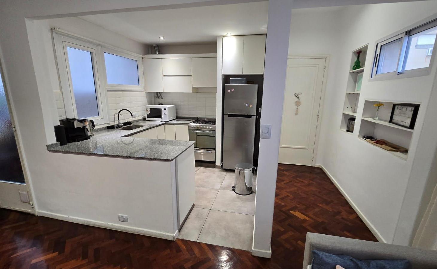 Foto de Venta Departamento 2 ambientes 55 m2 con balcón en Parque Chacabuco, imagen 3