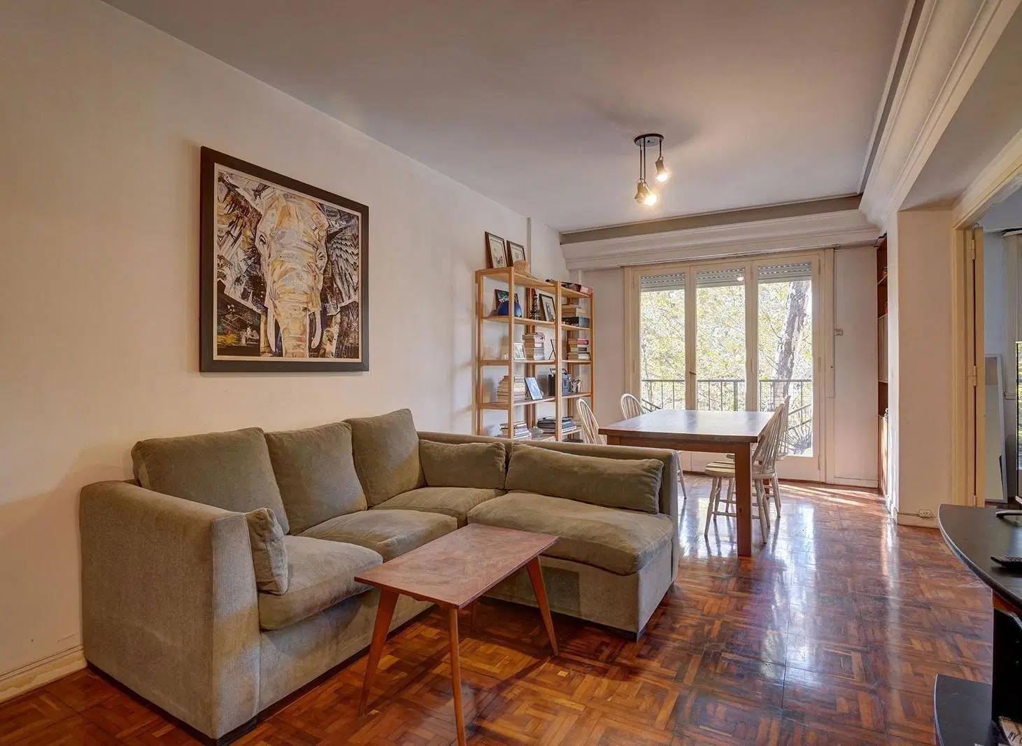 Venta Departamento 5 ambientes con balcón 107 m2 en Cid campeador Caballito 3