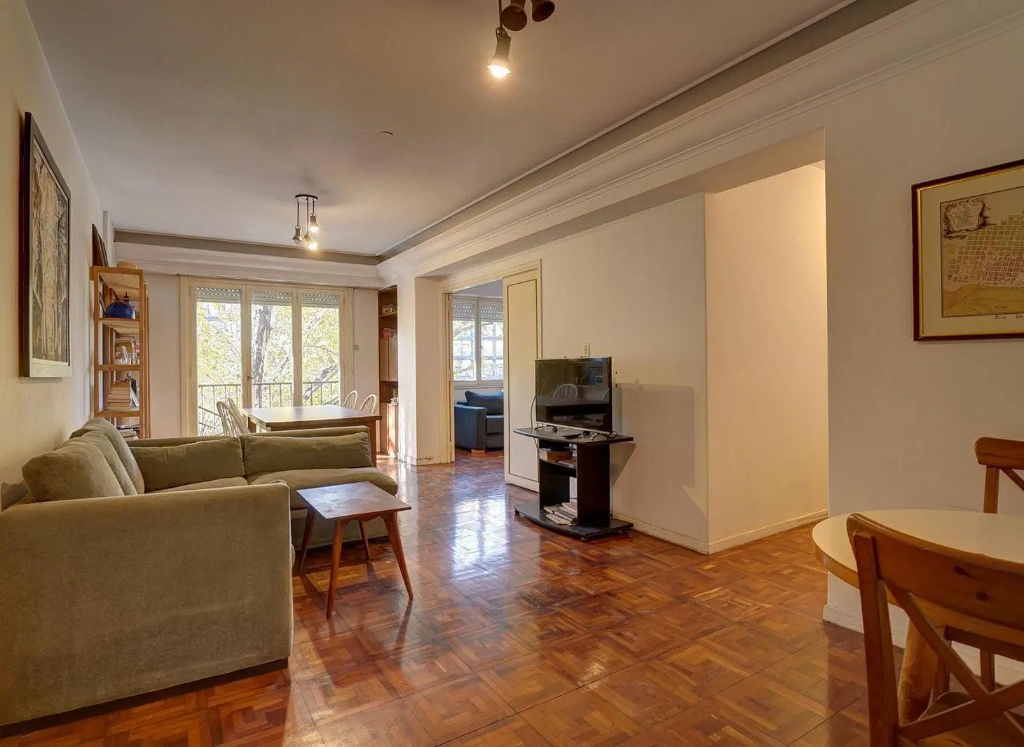 Venta Departamento 5 ambientes con balcón 107 m2 en Cid campeador Caballito 2