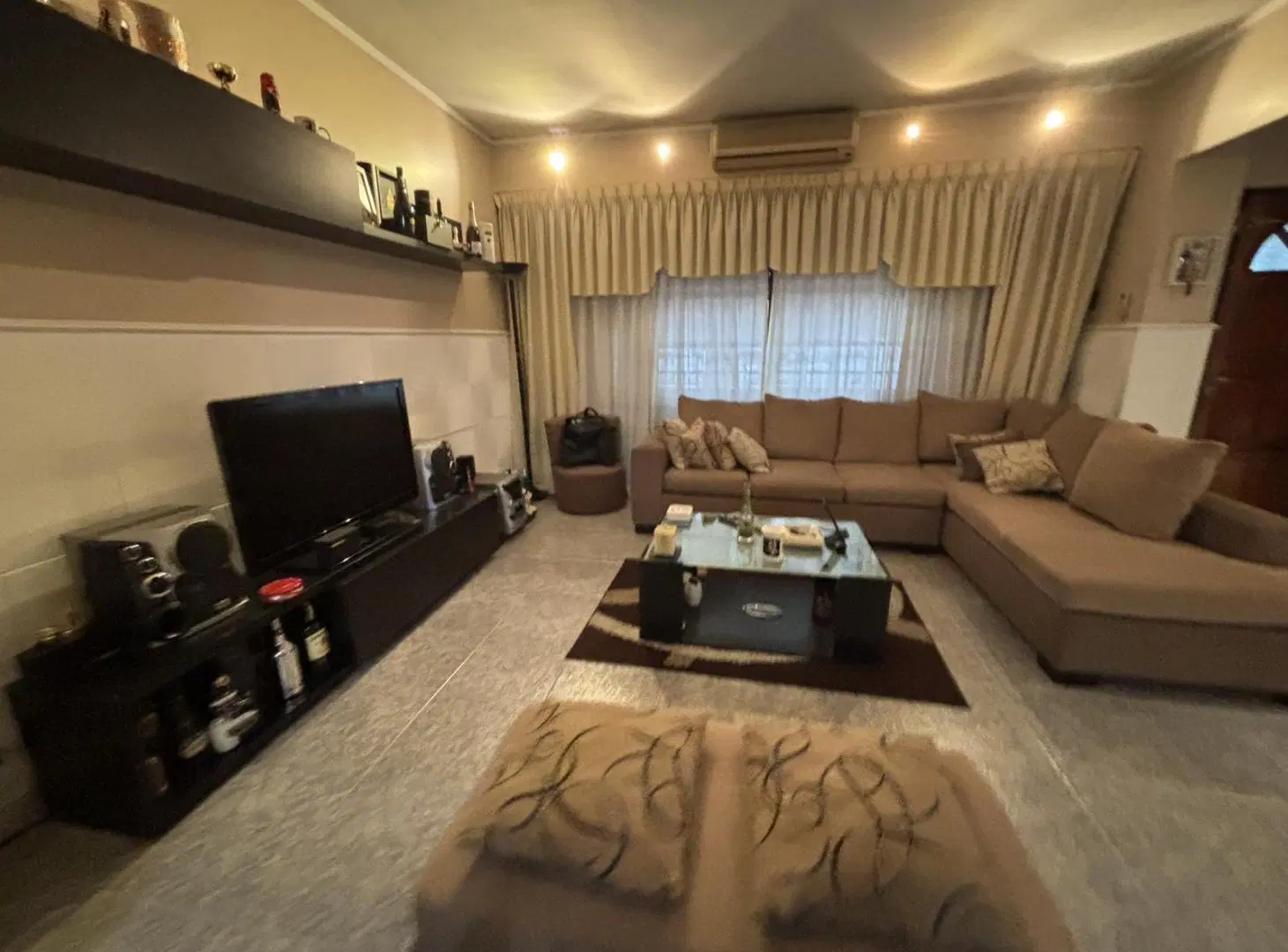 Venta Casa 4 ambientes 127 m2 Quincho en Monte Castro 4