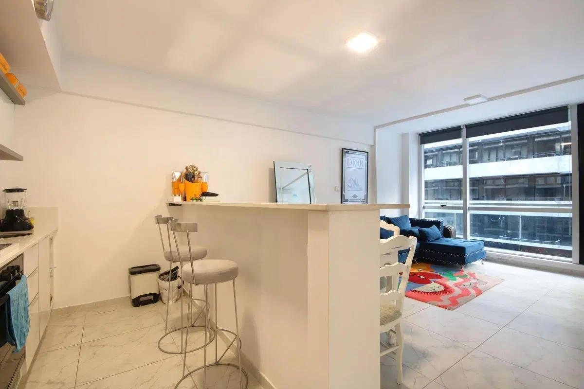 Venta Departamento 2 Ambientes con Cochera en Lumiere Puerto Madero 3