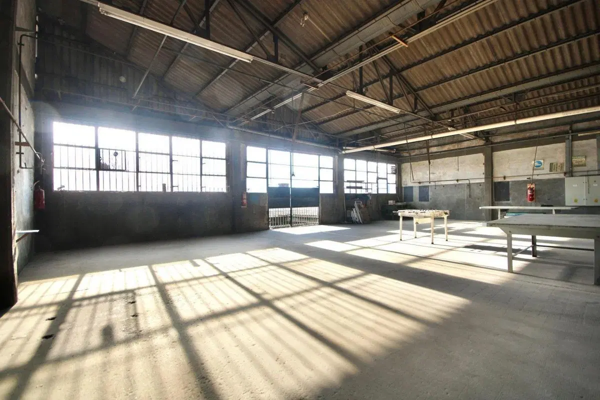 Venta Nave Industrial 1.465 m2 en Villa Dominico Avellaneda 3