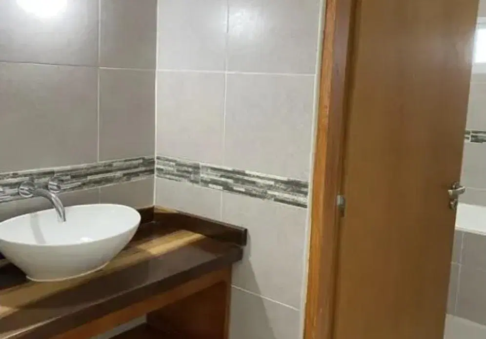 Alquiler casa 4 ambientes con pileta en San Sebastián 3