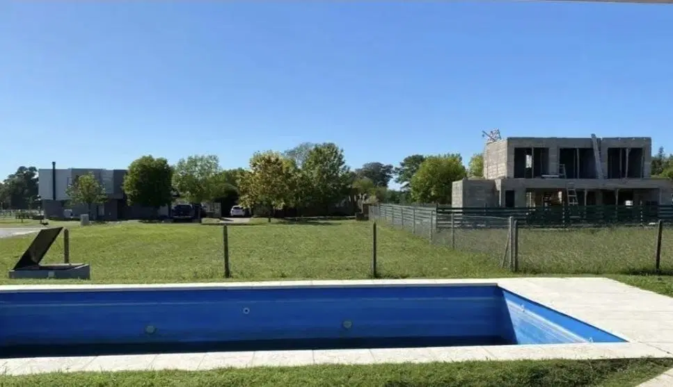 Alquiler casa 4 ambientes con pileta en San Sebastián 2