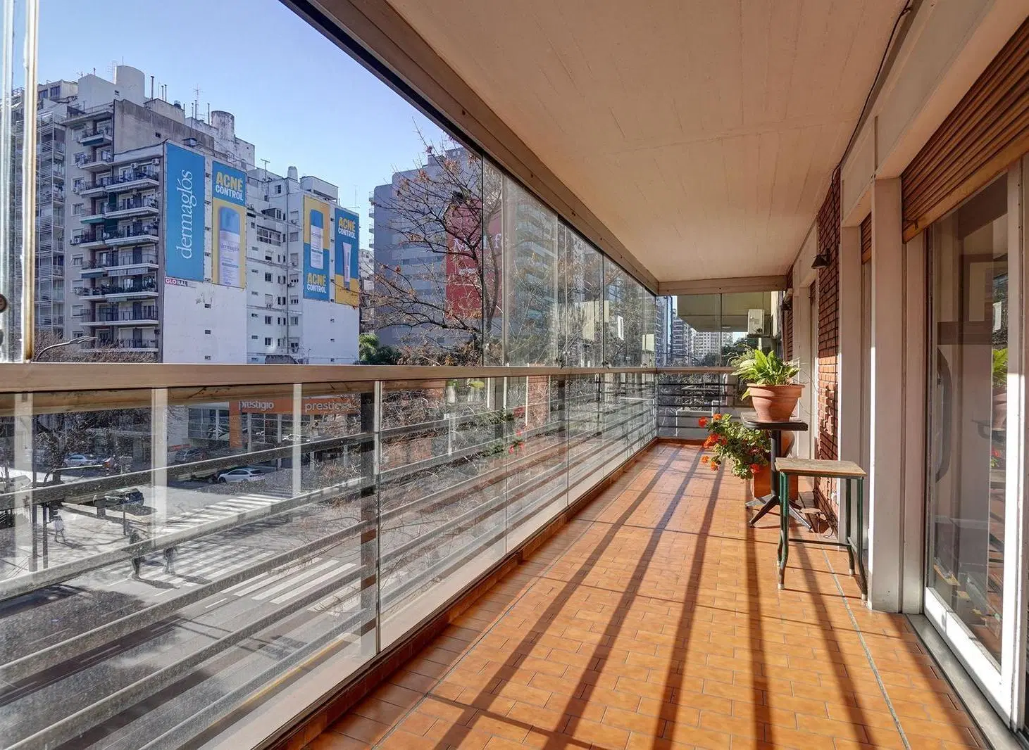 Venta departamento 4 ambientes  137 m² con cochera y balcón en Palermo 3