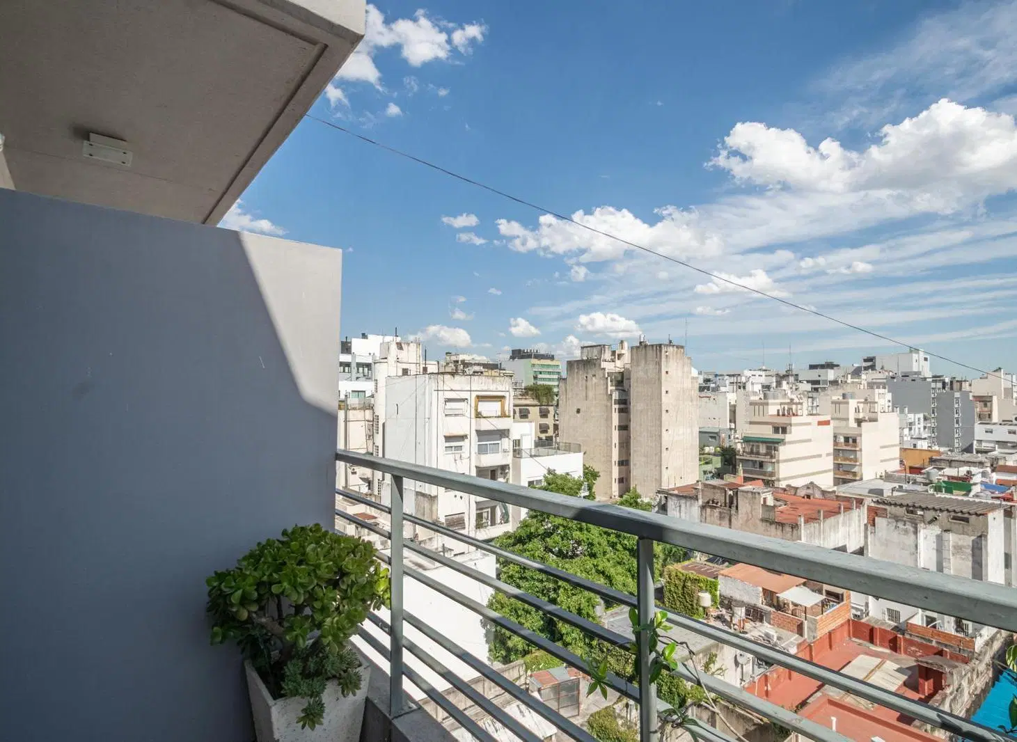 Venta Monoamiente con 33 m2 y balcón en Monserrat 3